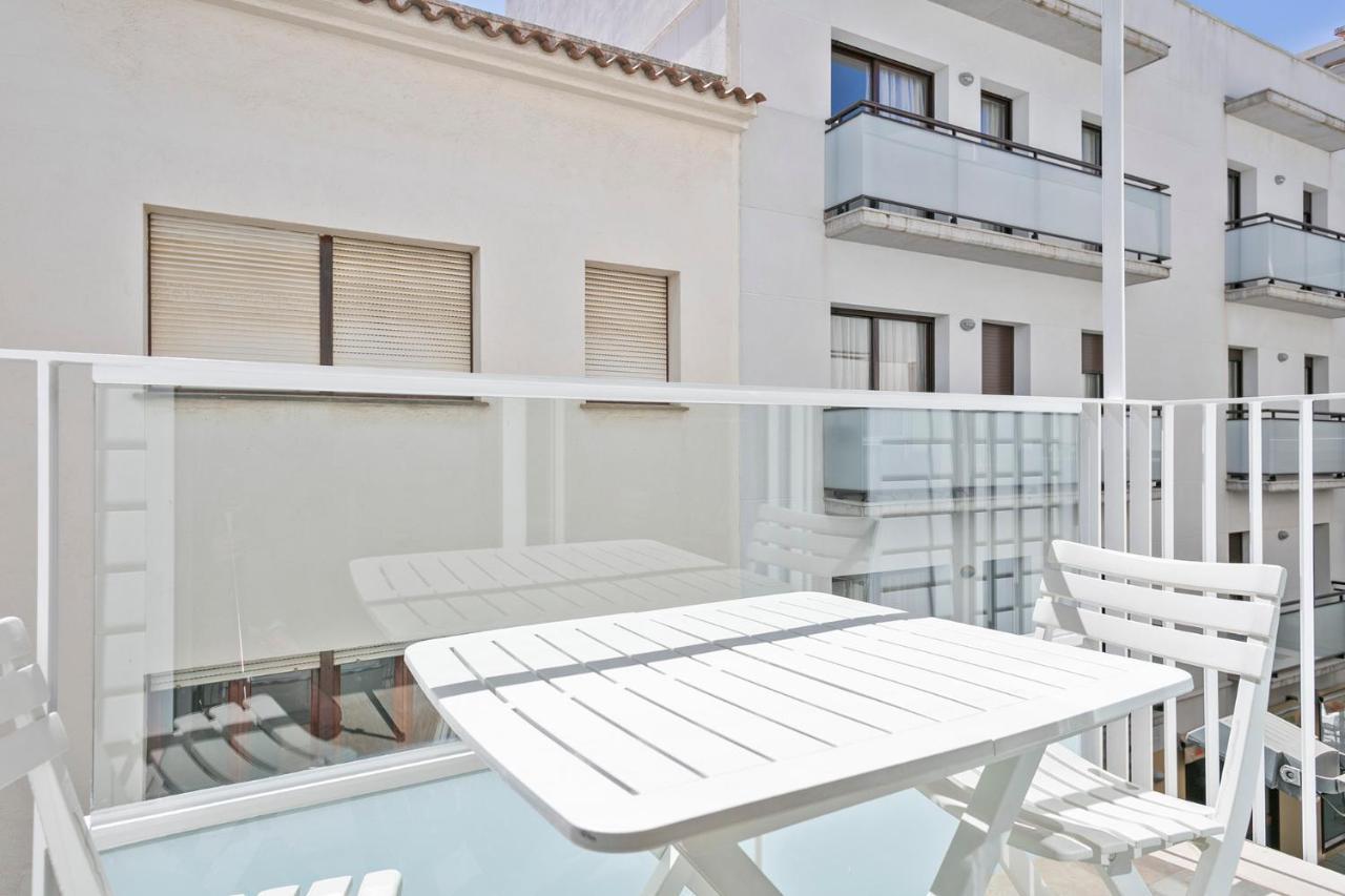 Apartamentos Pepita Bandert Cambrils Exterior foto